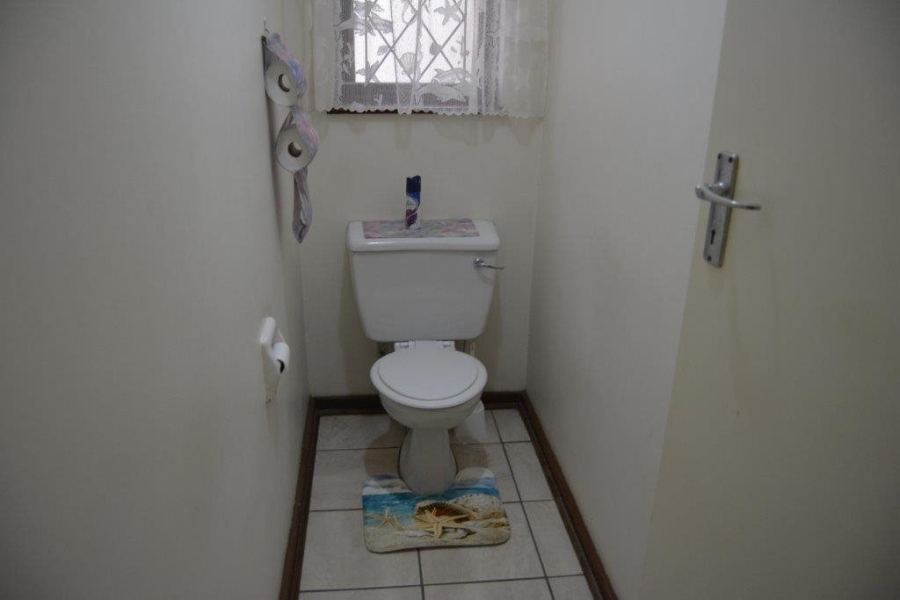 3 Bedroom Property for Sale in Southport KwaZulu-Natal