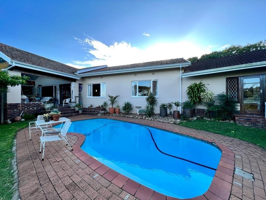 4 Bedroom Property for Sale in Southport KwaZulu-Natal