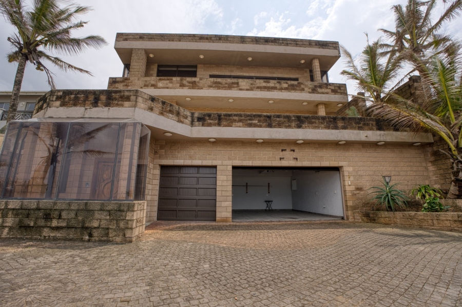 4 Bedroom Property for Sale in Tinley Manor KwaZulu-Natal