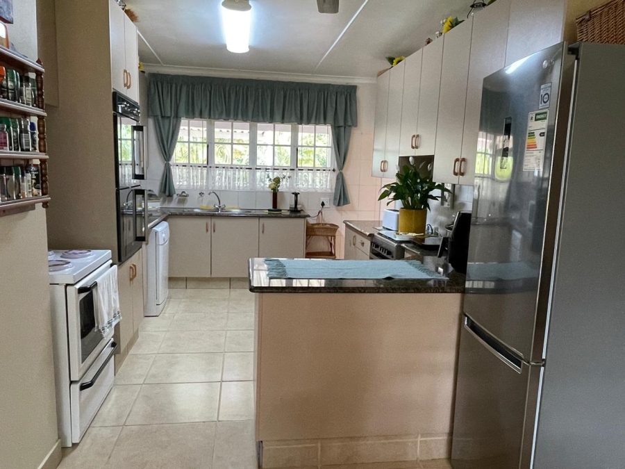 4 Bedroom Property for Sale in Waterfall KwaZulu-Natal