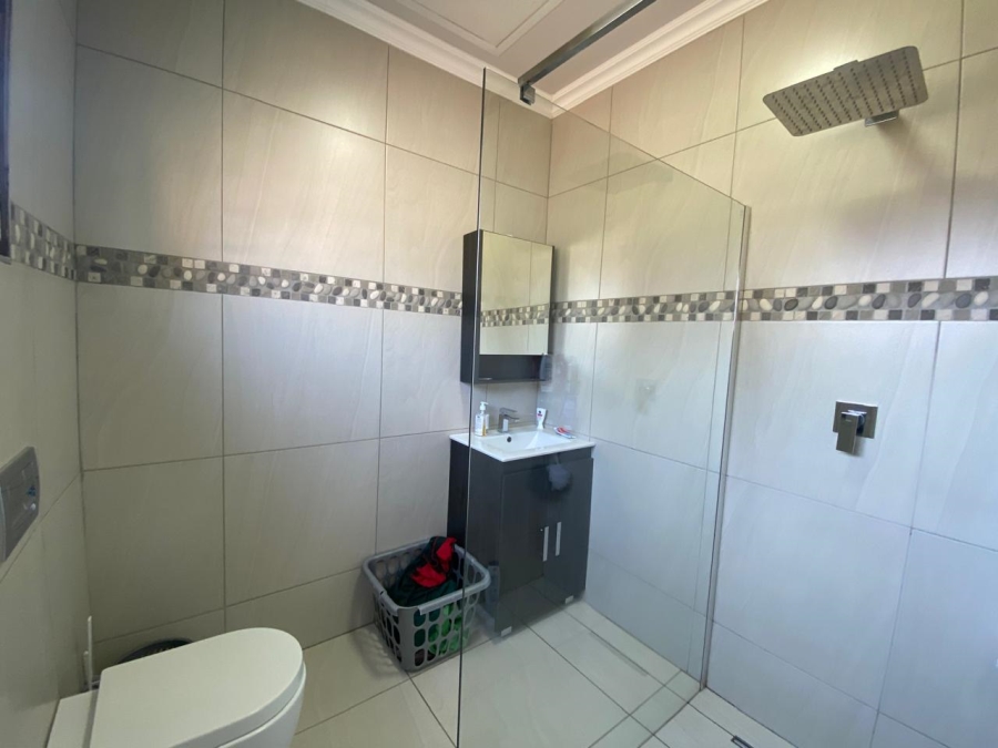 4 Bedroom Property for Sale in Richview KwaZulu-Natal