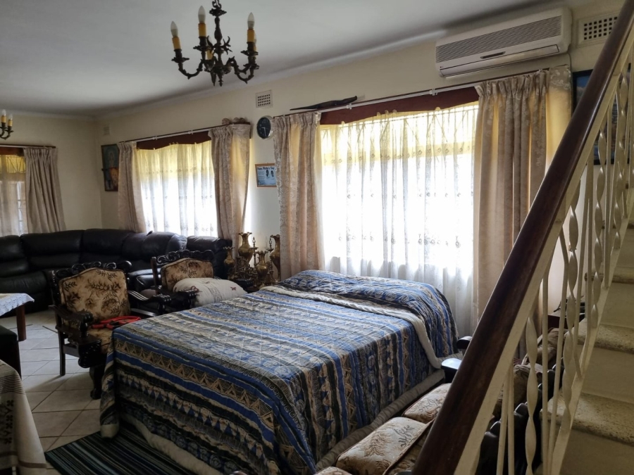 5 Bedroom Property for Sale in Clare Hills KwaZulu-Natal