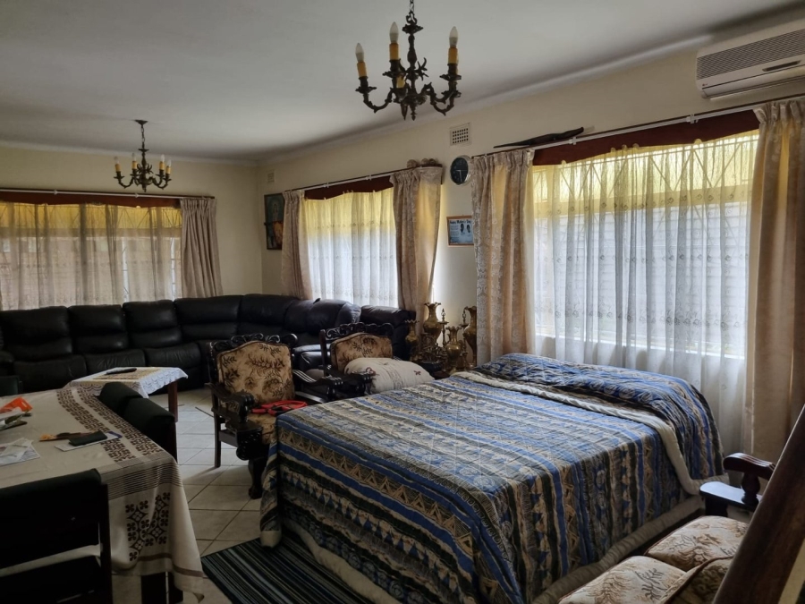 5 Bedroom Property for Sale in Clare Hills KwaZulu-Natal