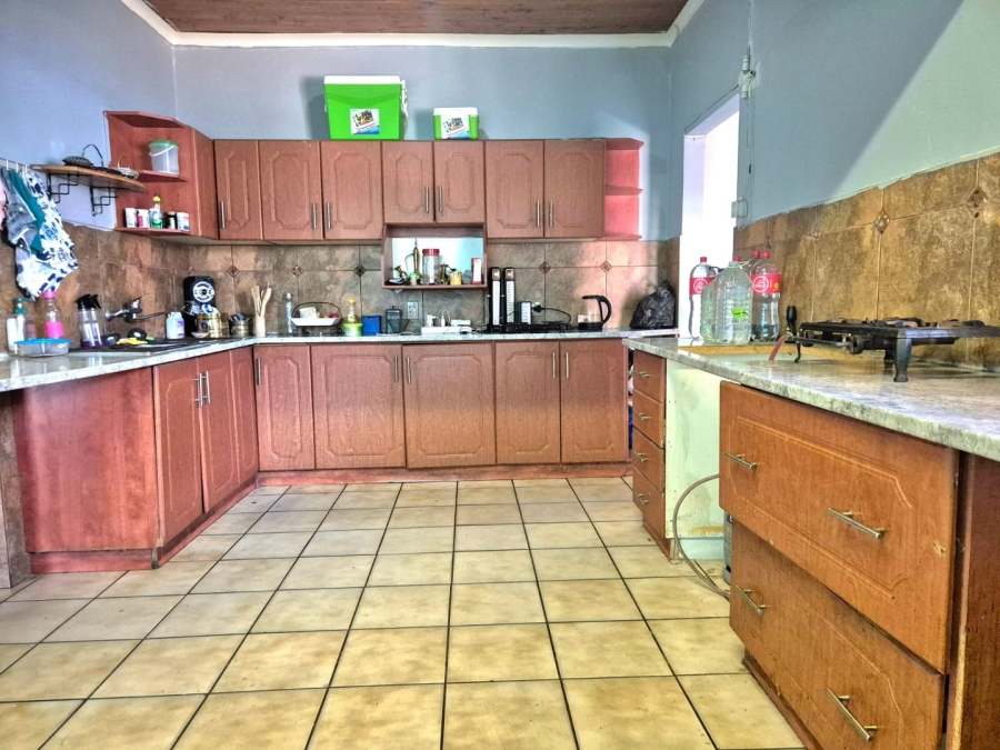 8 Bedroom Property for Sale in Utrecht KwaZulu-Natal