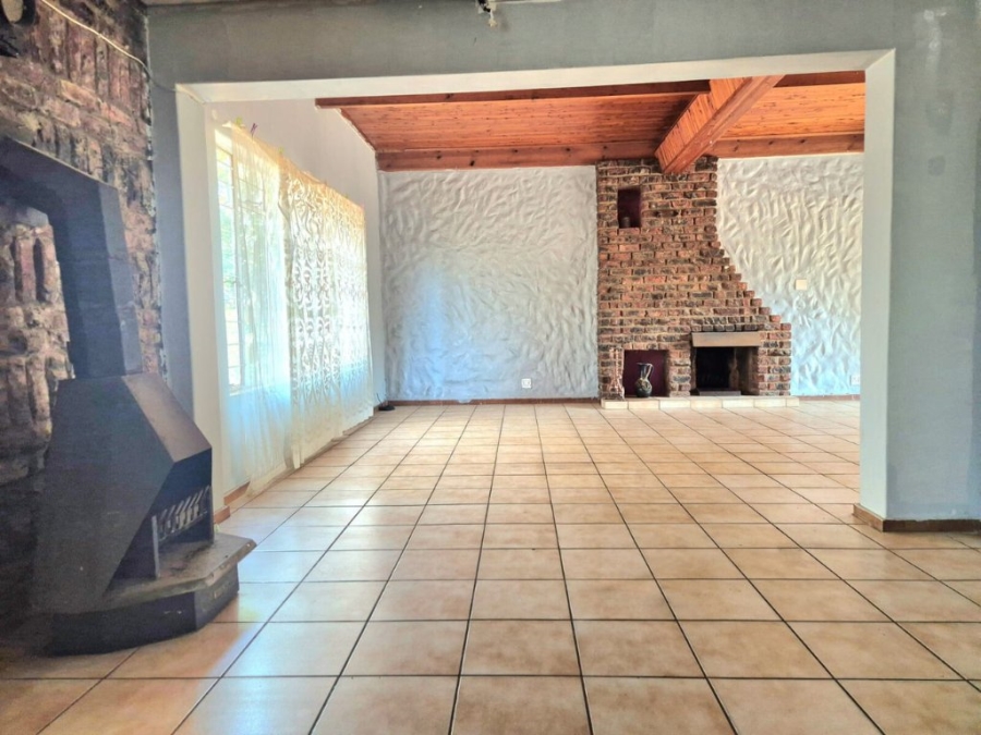 8 Bedroom Property for Sale in Utrecht KwaZulu-Natal