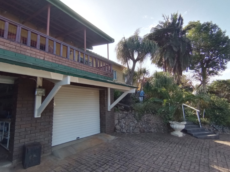 4 Bedroom Property for Sale in Port Edward KwaZulu-Natal