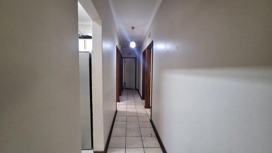 3 Bedroom Property for Sale in Sunwich Port KwaZulu-Natal