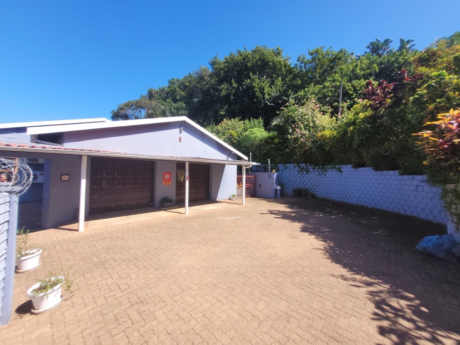 4 Bedroom Property for Sale in Anerley KwaZulu-Natal