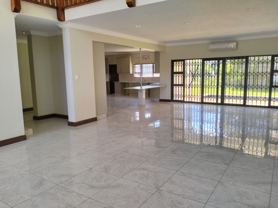 6 Bedroom Property for Sale in Hilton Gardens KwaZulu-Natal