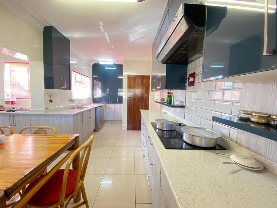 4 Bedroom Property for Sale in Lennoxton KwaZulu-Natal