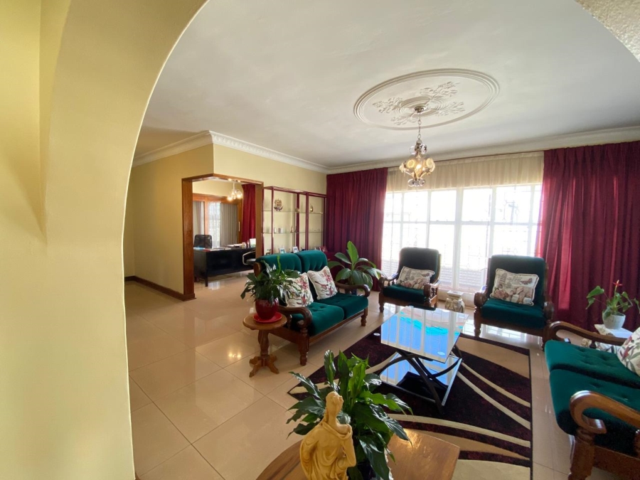 4 Bedroom Property for Sale in Lennoxton KwaZulu-Natal