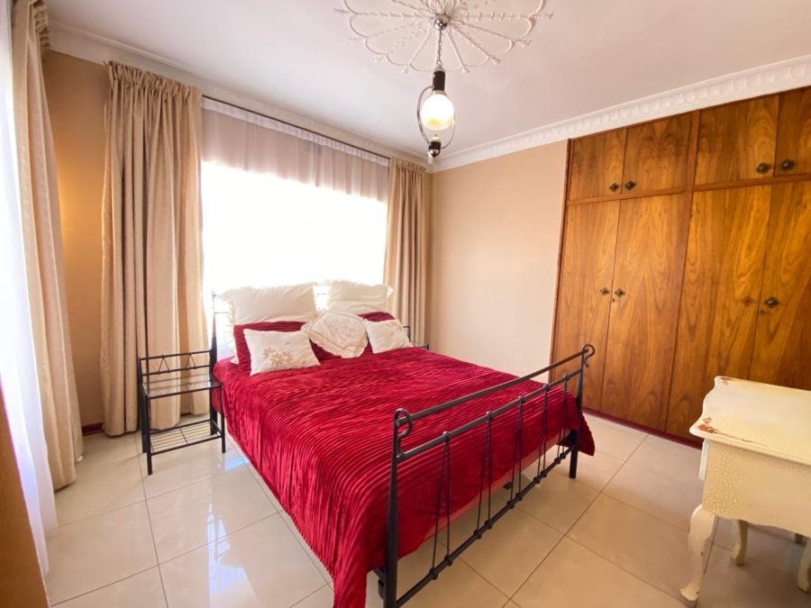 4 Bedroom Property for Sale in Lennoxton KwaZulu-Natal