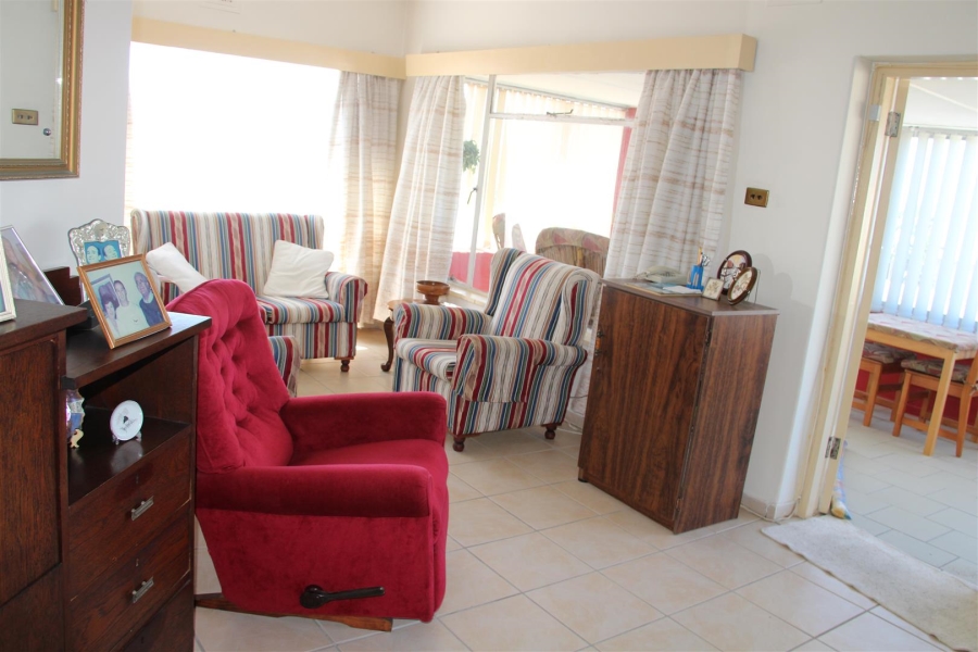 2 Bedroom Property for Sale in Manaba Beach KwaZulu-Natal