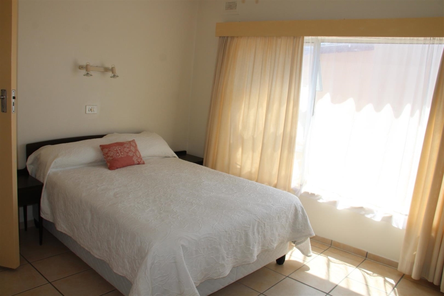 2 Bedroom Property for Sale in Manaba Beach KwaZulu-Natal