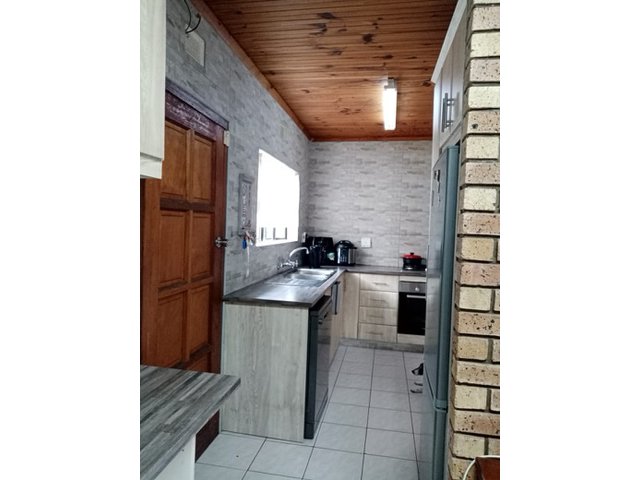 3 Bedroom Property for Sale in Freeland Park KwaZulu-Natal