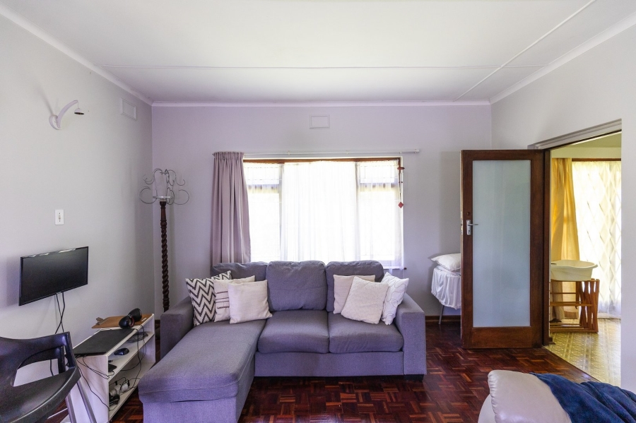 2 Bedroom Property for Sale in Uvongo KwaZulu-Natal