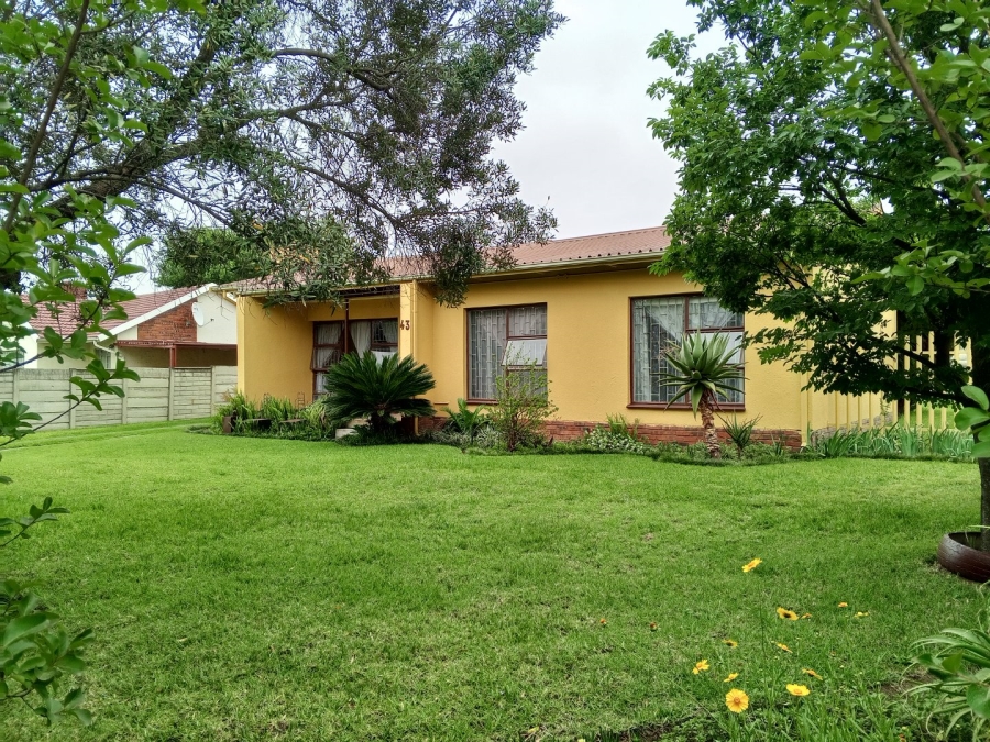 3 Bedroom Property for Sale in Sunnyridge KwaZulu-Natal