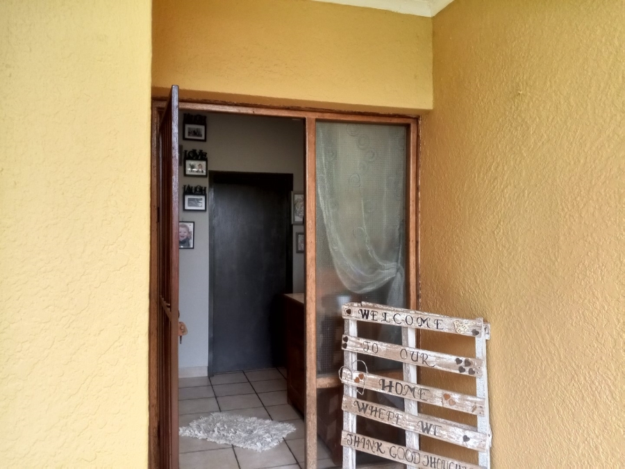 3 Bedroom Property for Sale in Sunnyridge KwaZulu-Natal