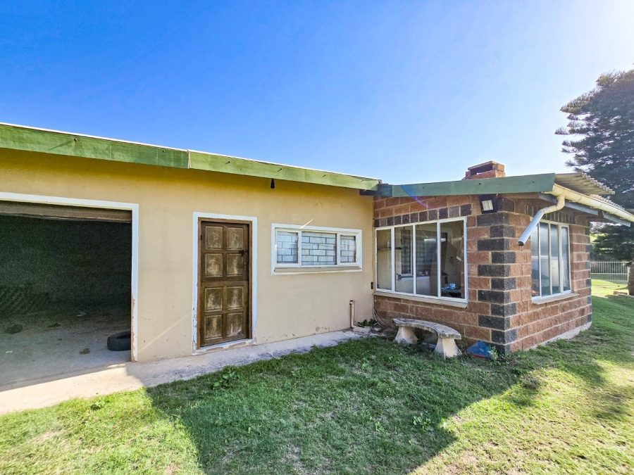 3 Bedroom Property for Sale in Sea Park KwaZulu-Natal