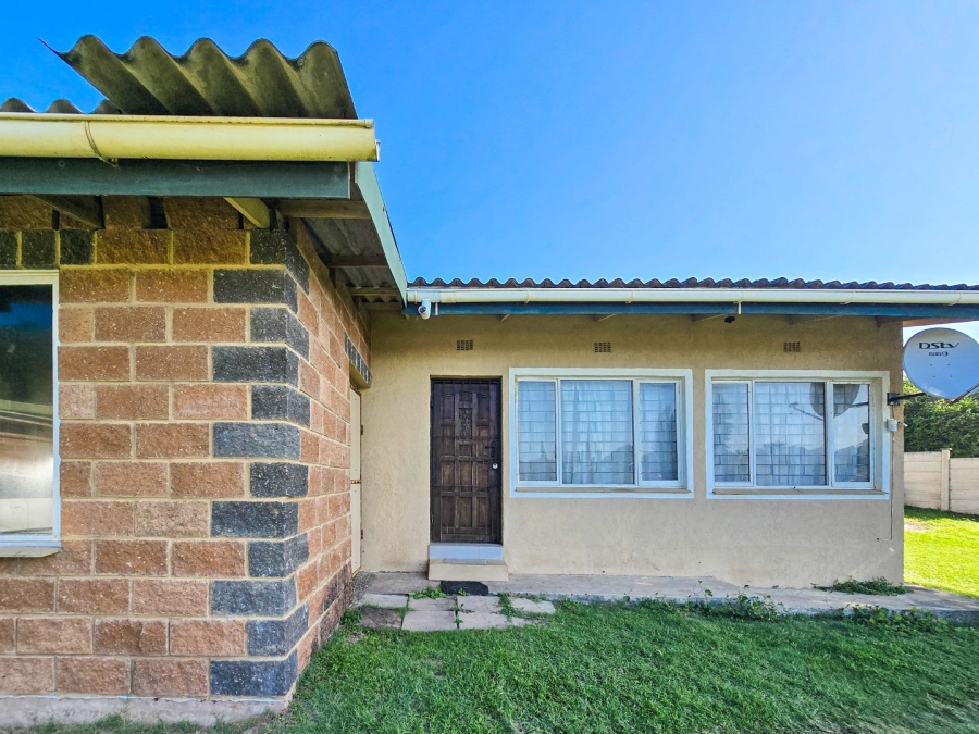 3 Bedroom Property for Sale in Sea Park KwaZulu-Natal