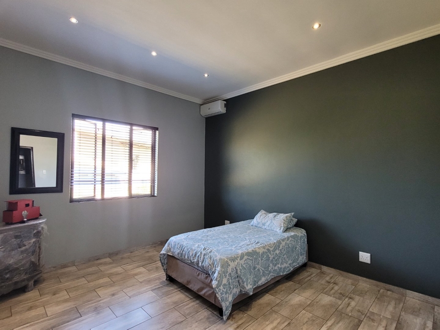 4 Bedroom Property for Sale in Palm Lakes Estate KwaZulu-Natal