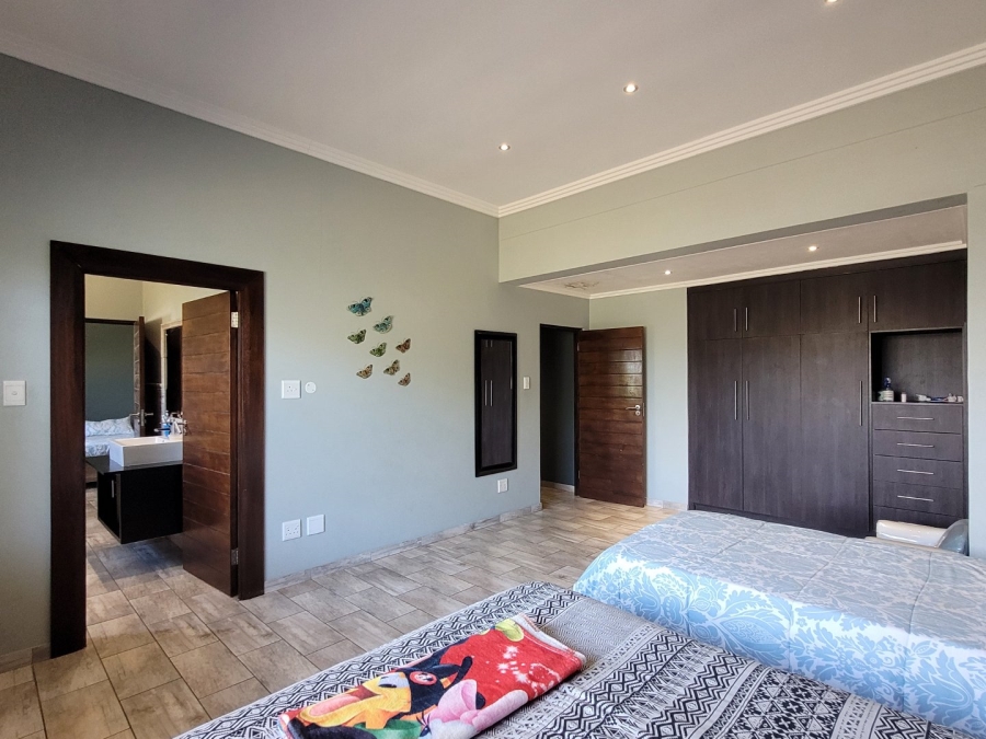 4 Bedroom Property for Sale in Palm Lakes Estate KwaZulu-Natal