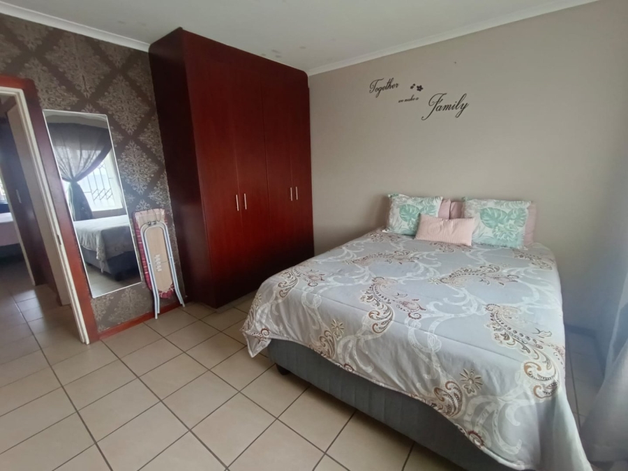 2 Bedroom Property for Sale in Bluff KwaZulu-Natal