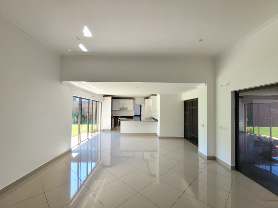 To Let 3 Bedroom Property for Rent in Palm Lakes Estate KwaZulu-Natal