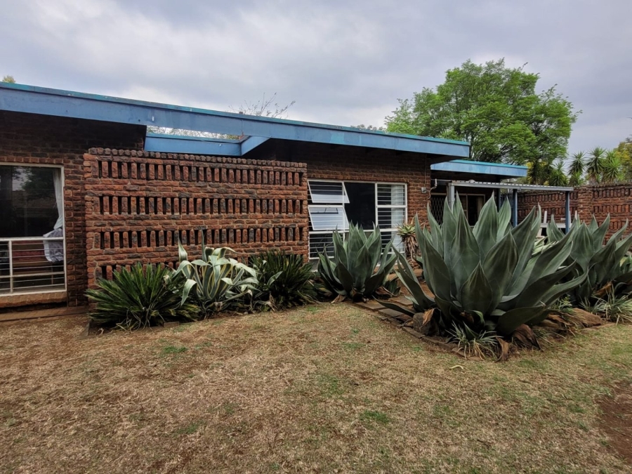 4 Bedroom Property for Sale in Amiel Park KwaZulu-Natal