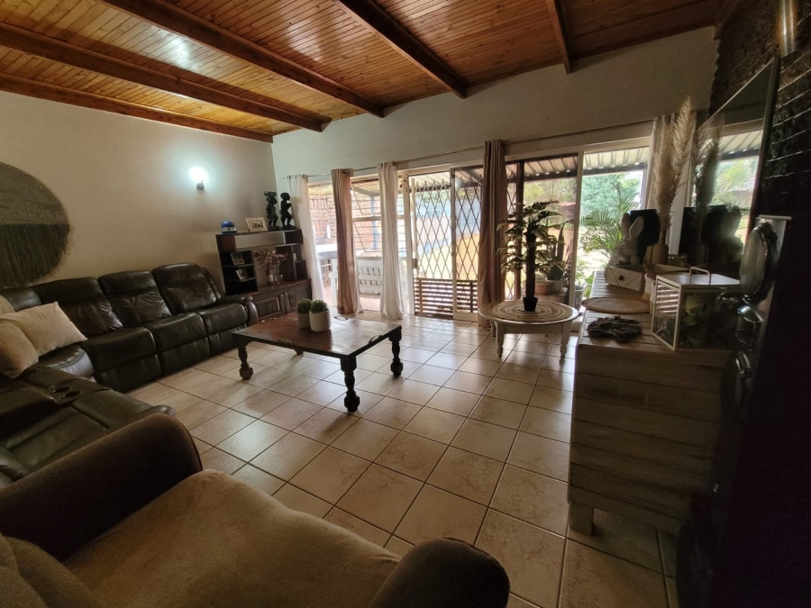 4 Bedroom Property for Sale in Amiel Park KwaZulu-Natal