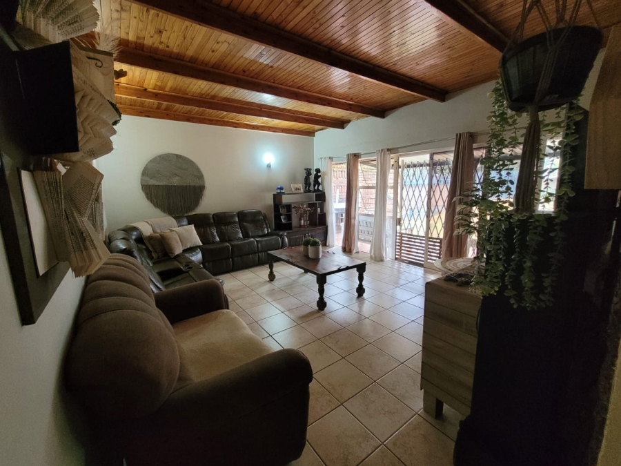 4 Bedroom Property for Sale in Amiel Park KwaZulu-Natal