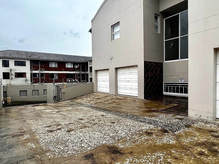 3 Bedroom Property for Sale in St Michaels On Sea KwaZulu-Natal