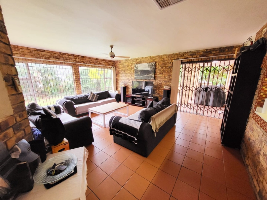 4 Bedroom Property for Sale in Widenham KwaZulu-Natal