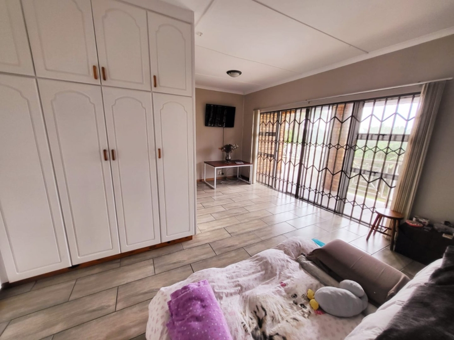 4 Bedroom Property for Sale in Widenham KwaZulu-Natal