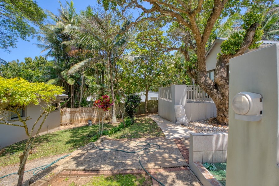 5 Bedroom Property for Sale in Willard Beach KwaZulu-Natal