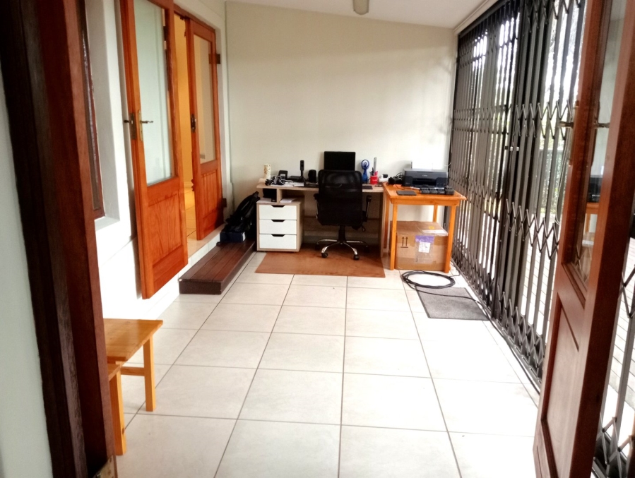 To Let 3 Bedroom Property for Rent in Waterfall KwaZulu-Natal