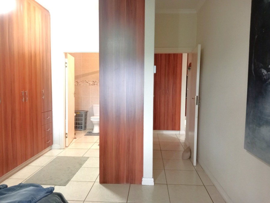 To Let 3 Bedroom Property for Rent in Waterfall KwaZulu-Natal