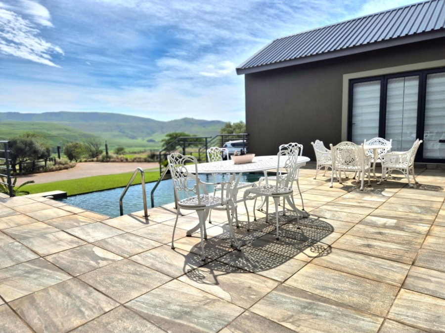 3 Bedroom Property for Sale in Vulintaba Country Estate KwaZulu-Natal