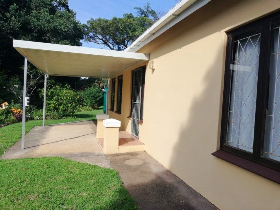 3 Bedroom Property for Sale in Umtentweni KwaZulu-Natal