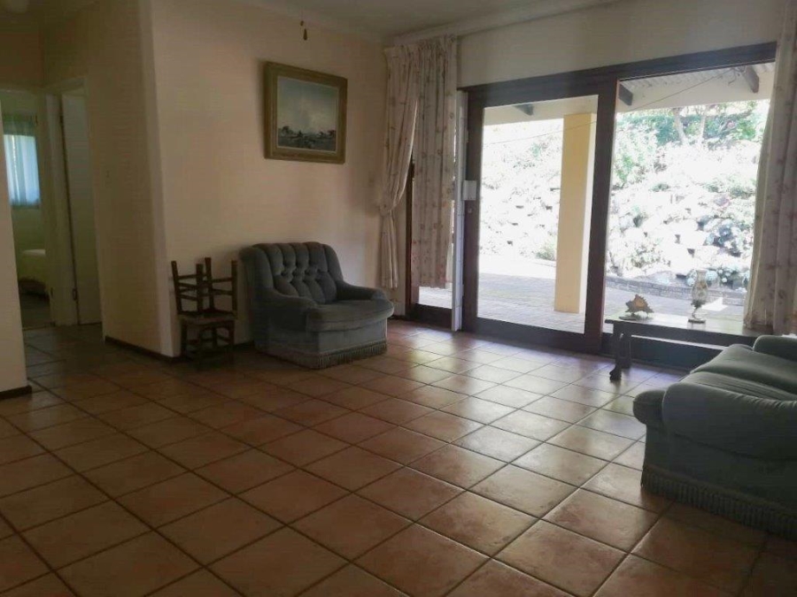 3 Bedroom Property for Sale in Umtentweni KwaZulu-Natal