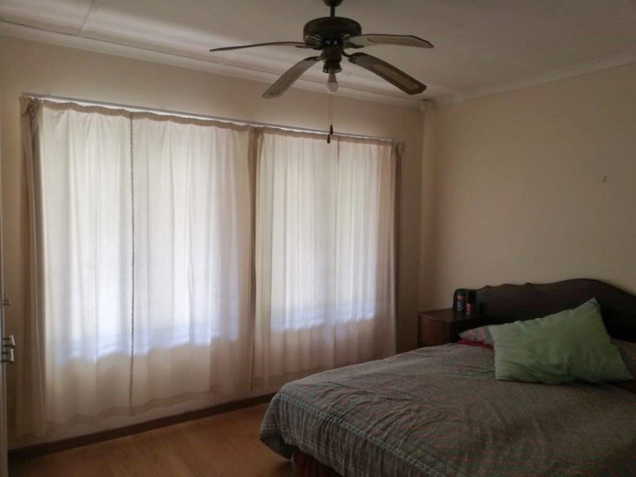 3 Bedroom Property for Sale in Umtentweni KwaZulu-Natal