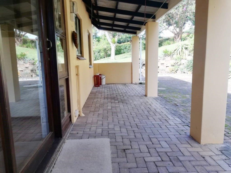 3 Bedroom Property for Sale in Umtentweni KwaZulu-Natal