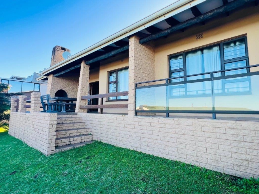 3 Bedroom Property for Sale in Manaba Beach KwaZulu-Natal