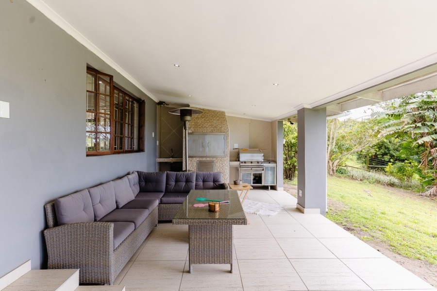 6 Bedroom Property for Sale in Southport KwaZulu-Natal