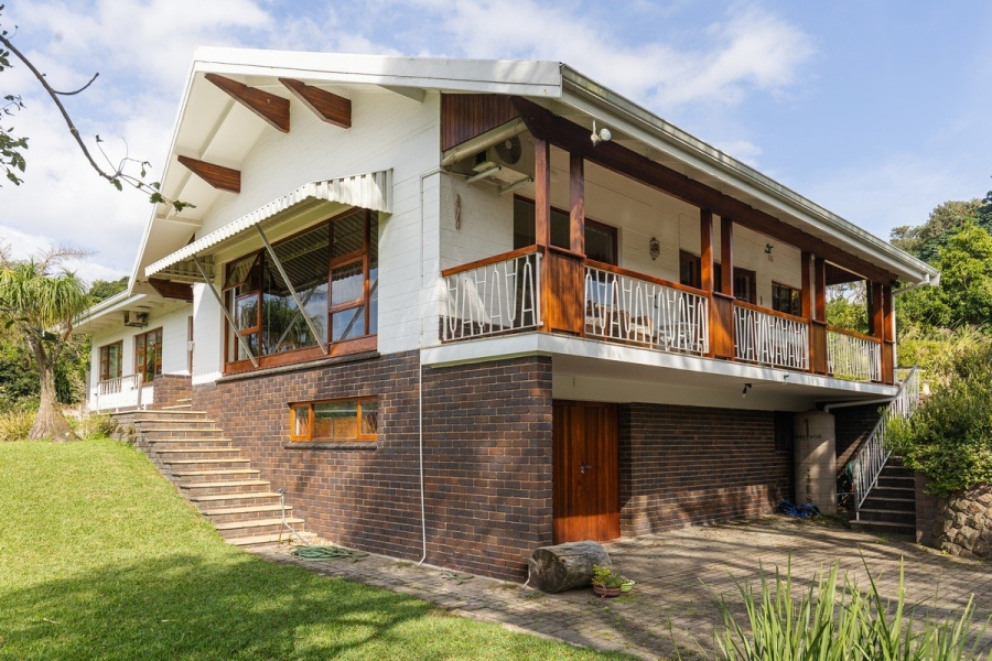 3 Bedroom Property for Sale in Umtentweni KwaZulu-Natal