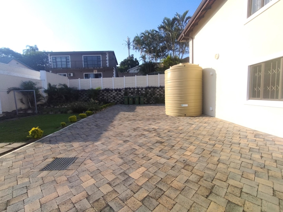 To Let 3 Bedroom Property for Rent in Mount Vernon KwaZulu-Natal