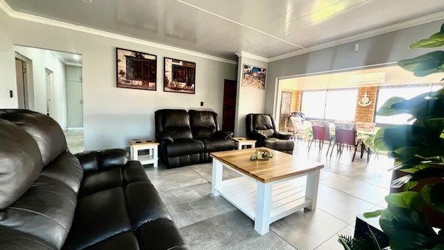 3 Bedroom Property for Sale in Manaba Beach KwaZulu-Natal