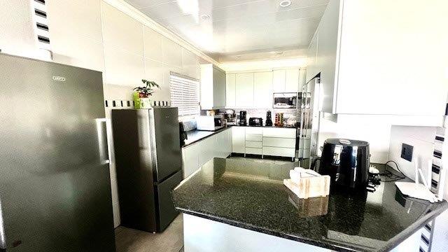 3 Bedroom Property for Sale in Manaba Beach KwaZulu-Natal