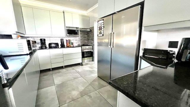 3 Bedroom Property for Sale in Manaba Beach KwaZulu-Natal