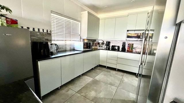 3 Bedroom Property for Sale in Manaba Beach KwaZulu-Natal